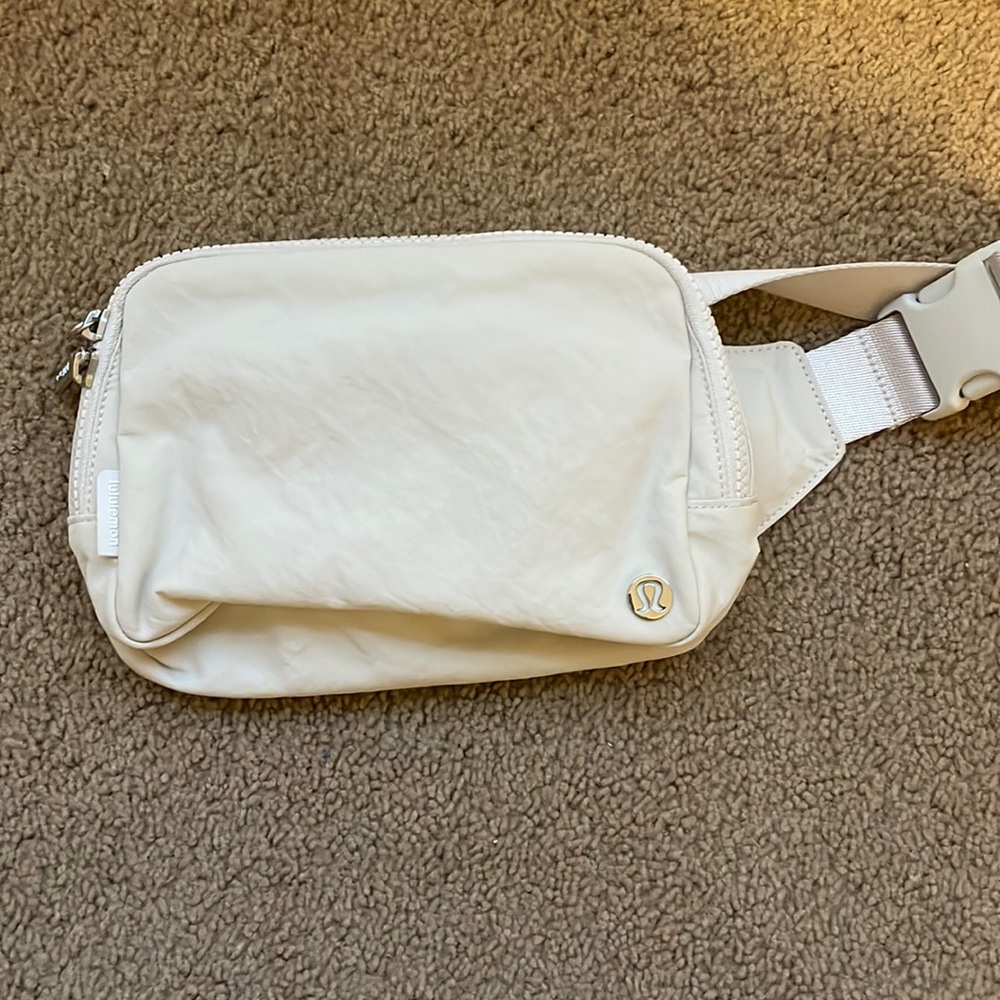 Lululemon Belt Bag 2L